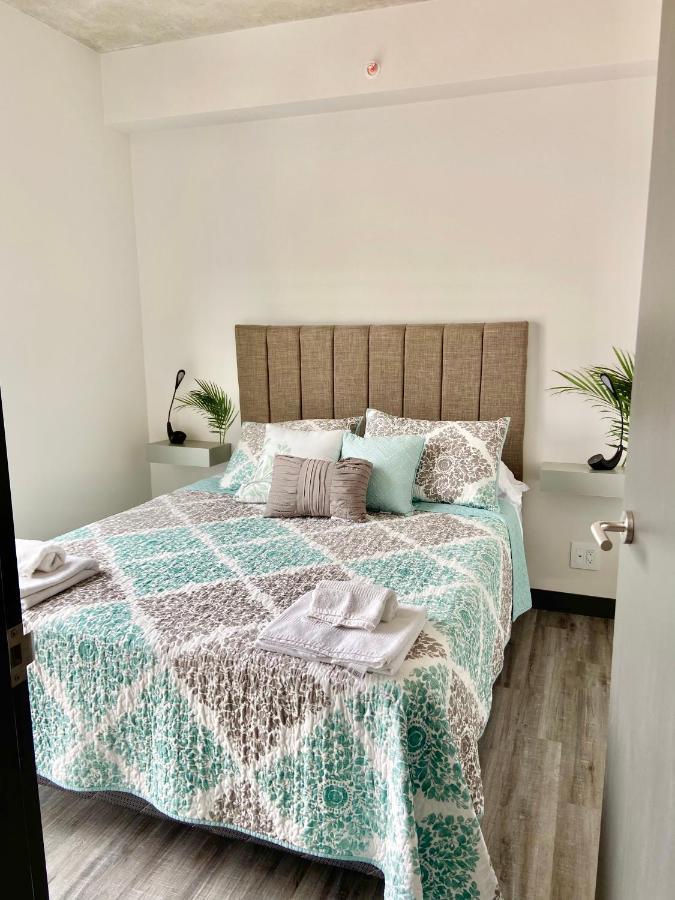 Comodo Y Elegante Apartamento En Fabuloso Condo! Сан Хосе Екстериор снимка